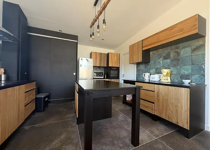 Californian * Saint-Germain-sur-Ay