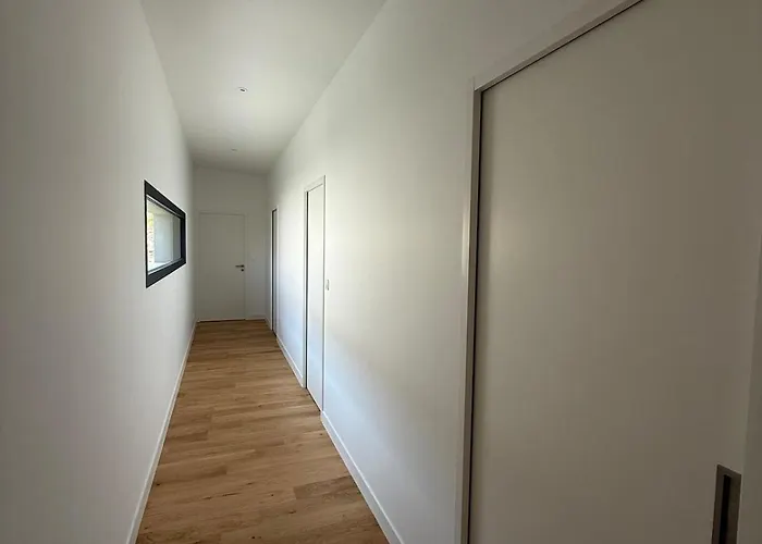 Californian Villa Saint-Germain-sur-Ay